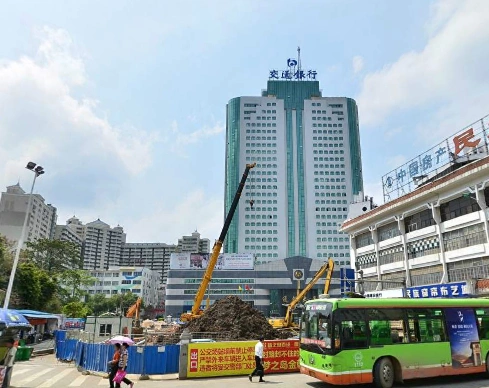 通银大厦外景图
