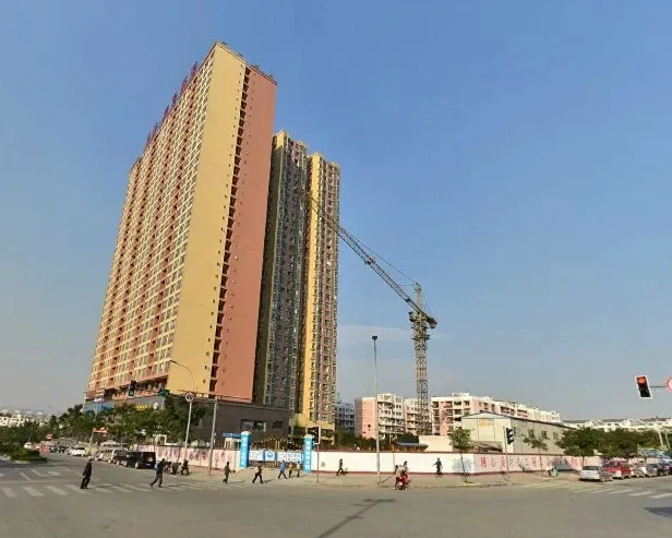正成翡翠琉璃1室1卫东南朝向1600.00元/月出租