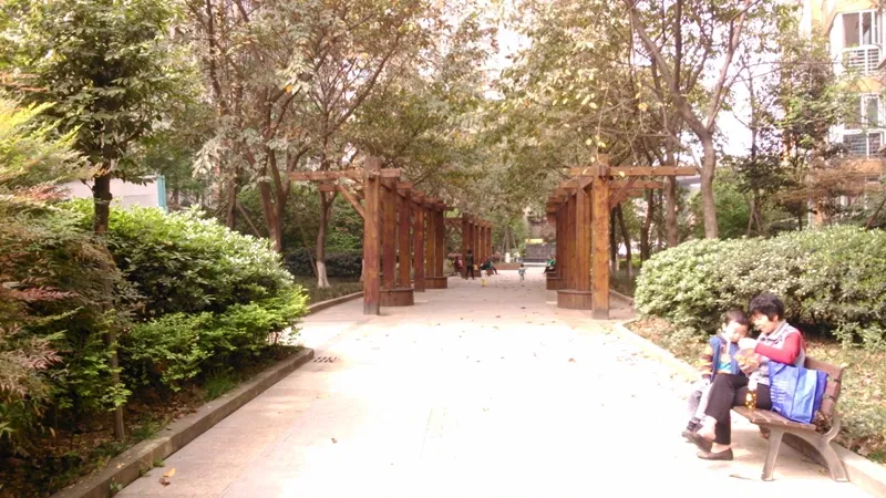 蓝水湾3室2厅2卫西北朝向3000.00元/月出租