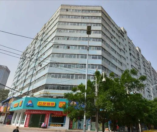 明皇园2室1厅1卫北朝向2500.00元/月出租