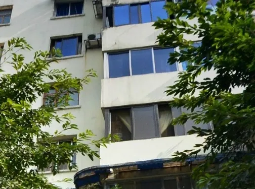 中同仁路39号院3室2厅2卫南朝向2600.00元/月出租