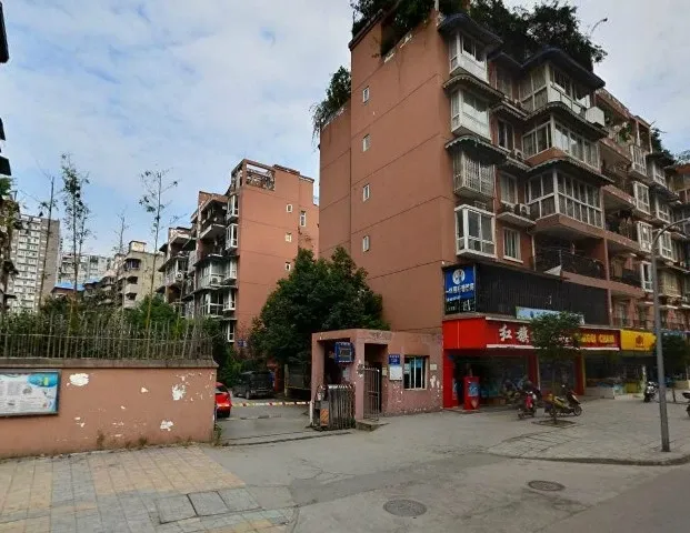 东润风景B区2室2厅1卫西南朝向2800.00元/月出租
