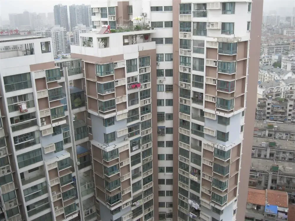 香港路浅水湾3室2厅1卫南北朝向3600.00元/月出租