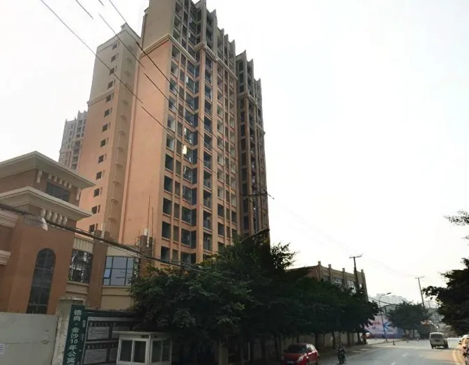 德商金沙10年3室1厅1卫东南朝向2600.00元/月出租