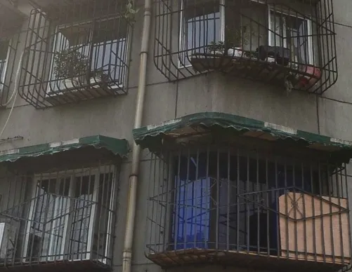 清溪东路1号院1室1厅1卫南朝向1600.00元/月出租