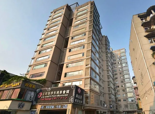 豪瑞新界3室1厅1卫东南朝向4400.00元/月出租