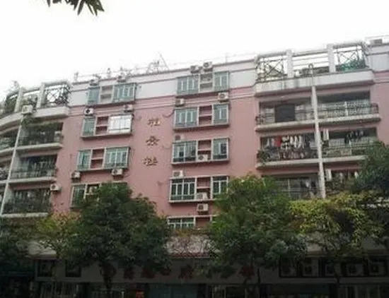 柏景楼3室2厅2卫南朝向1800.00元/月出租