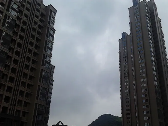 凯旋城4室1厅2卫南朝向3600.00元/月出租