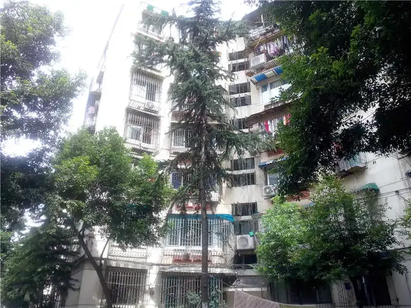 弘福苑2室2厅1卫南朝向2600.00元/月出租