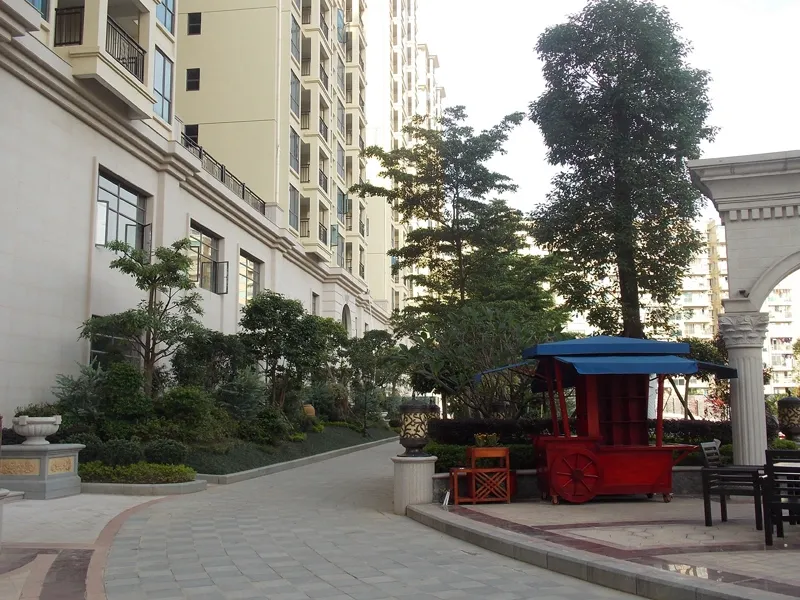 中金城投·九龙湾3室2厅2卫南朝向1800.00元/月出租