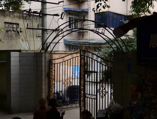 棕南丁区2室1厅1卫东南朝向1900.00元/月出租