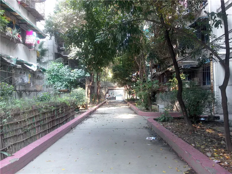 菊乐路180号院2室1厅1卫东南朝向1600.00元/月出租
