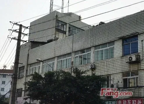 站北苑3室2厅1卫南朝向1500.00元/月出租