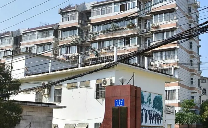 东葛汇贤居3室1厅2卫南朝向2800.00元/月出租