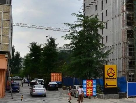 金阳伦敦西区5室4厅5卫西南朝向19000.00元/月出租