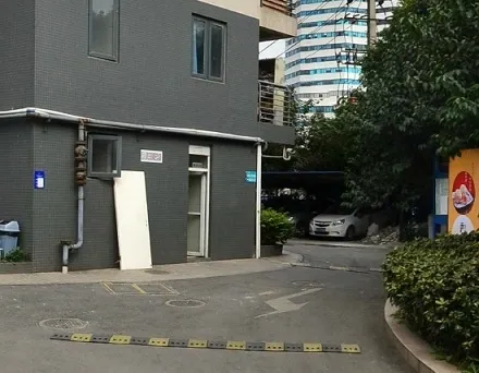 水岸丽舍2室2厅1卫东南朝向2600.00元/月出租