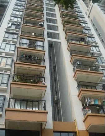 骏和大厦3室1厅1卫南朝向4800.00元/月出租