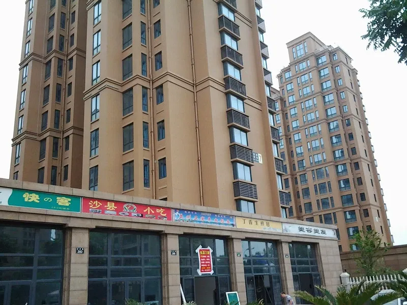 宝翠茗苑2室1厅1卫南朝向2600.00元/月出租