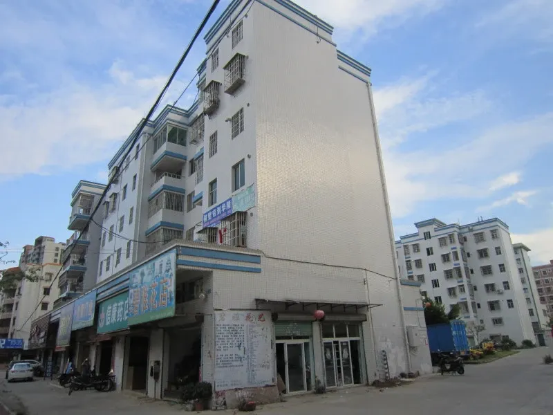 华乐园3室2厅1卫南朝向1400.00元/月出租