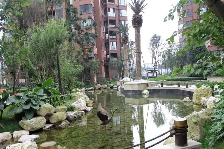 玺龙湾3室2厅2卫东南朝向2200.00元/月出租