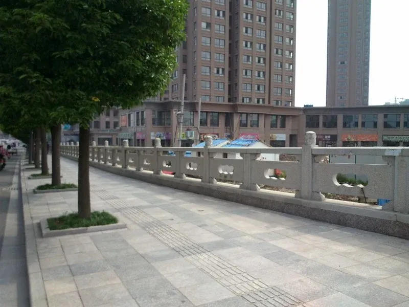 银河湾3室2厅1卫南朝向2000.00元/月出租