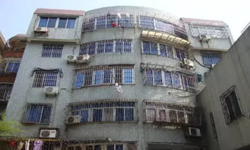 同创公寓2室1厅1卫南朝向1500.00元/月出租