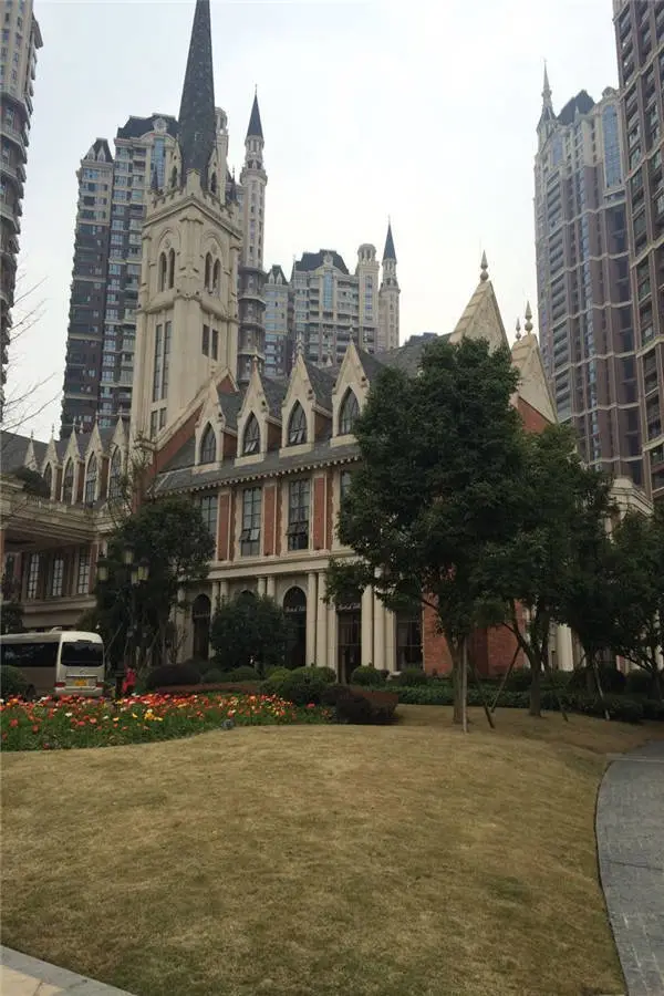 中德英伦联邦c区外景图