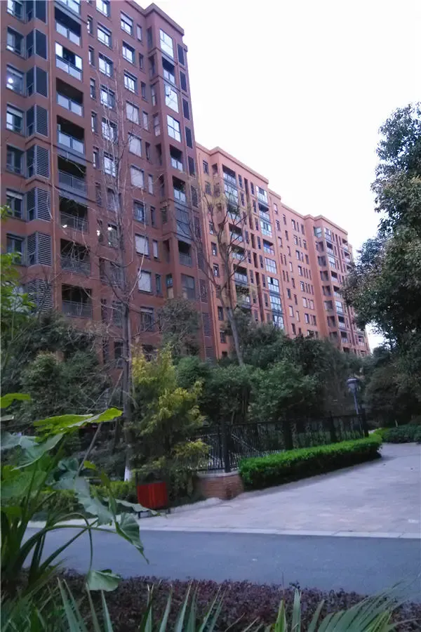 交大归谷国际住区3室2厅2卫东南朝向4600.00元/月出租