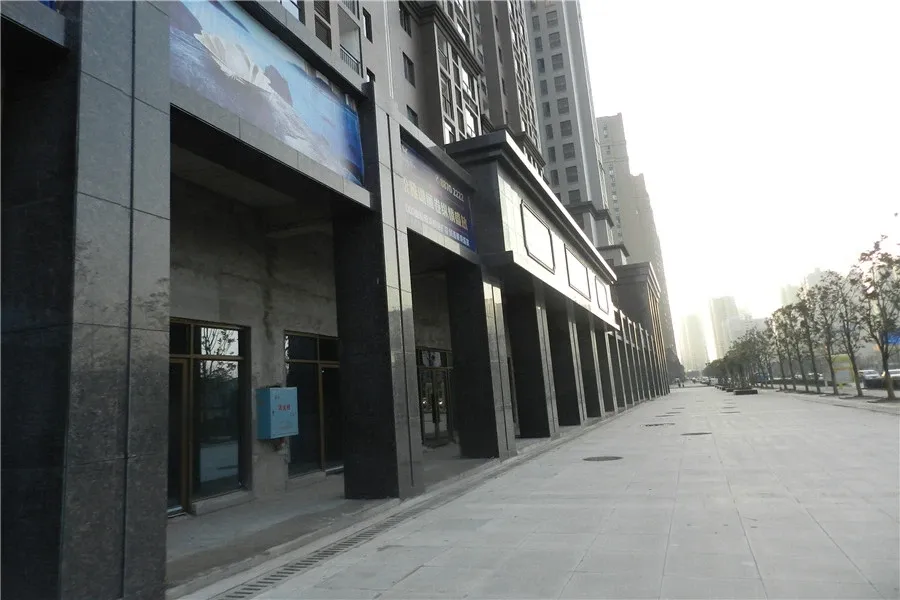 湖湾世景3室2厅1卫南朝向1700.00元/月出租