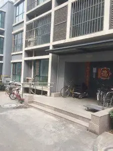 富力花园4室2厅2卫南北朝向1600.00元/月出租