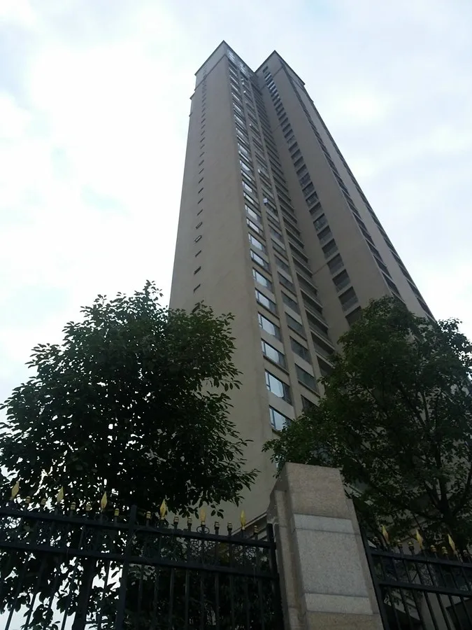 九龙仓擎天半岛3室2厅3卫南北朝向7800.00元/月出租