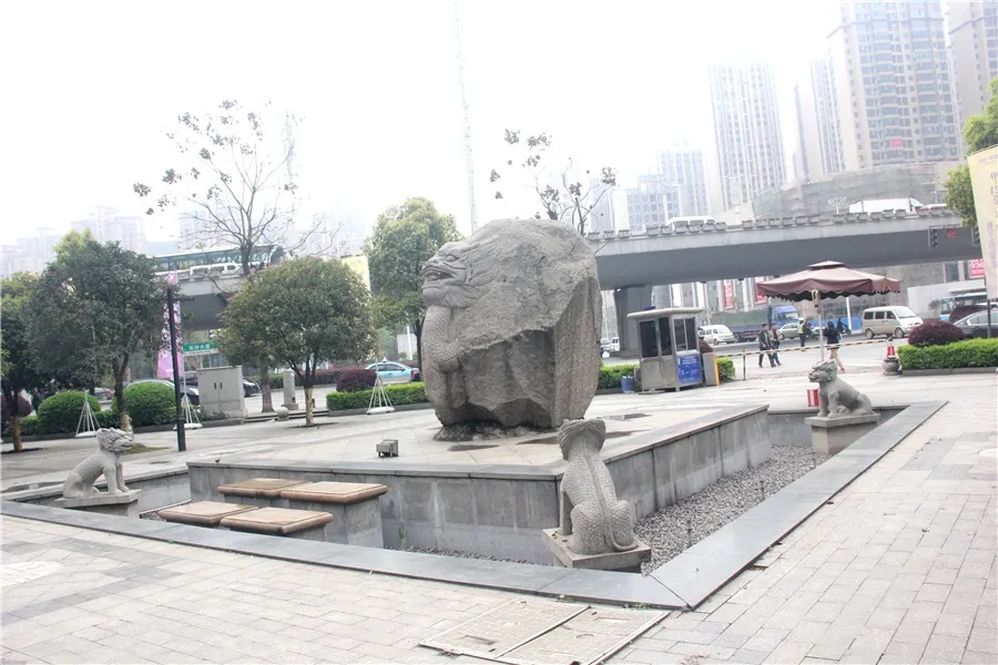 嘉宇中央3室2厅1卫南朝向2700.00元/月出租