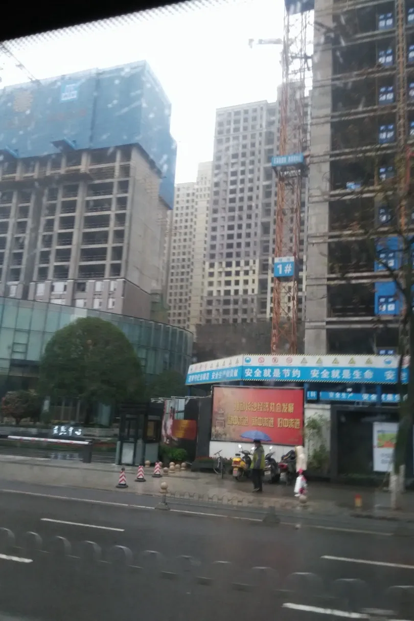 中隆国际嘉熙中心4室南朝向20000.00元/月出租
