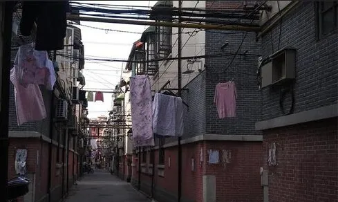 余庆坊3室2厅2卫南朝向8800.00元/月出租