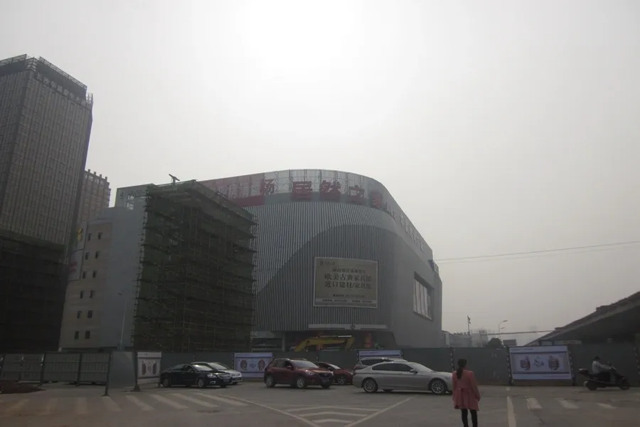 华晨世纪广场2室1厅1卫南北朝向3000.00元/月出租