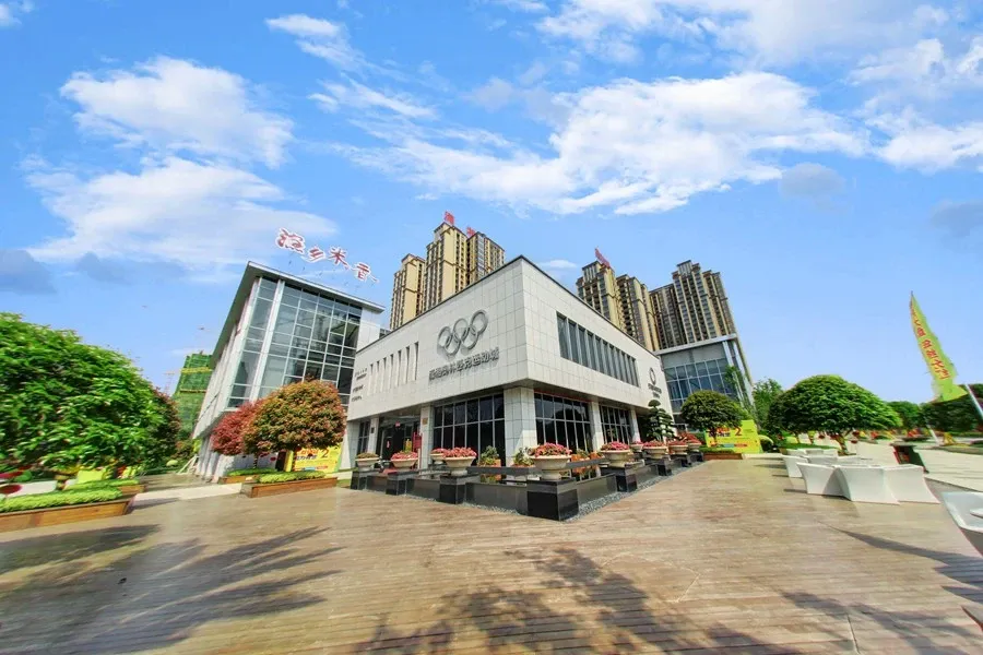 潇湘奥林匹克花园3室1厅1卫南朝向2500.00元/月出租