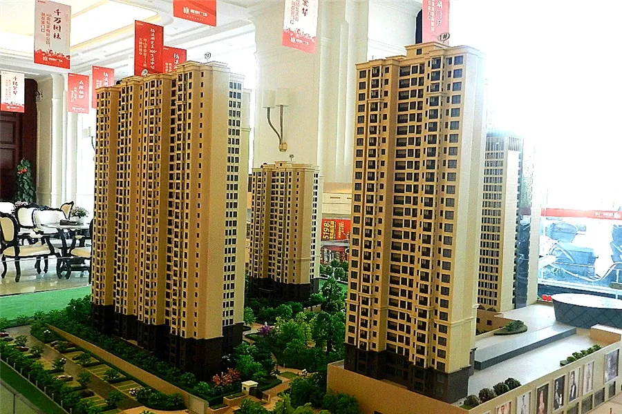 恒泰广场1室1厅1卫南朝向1500.00元/月出租