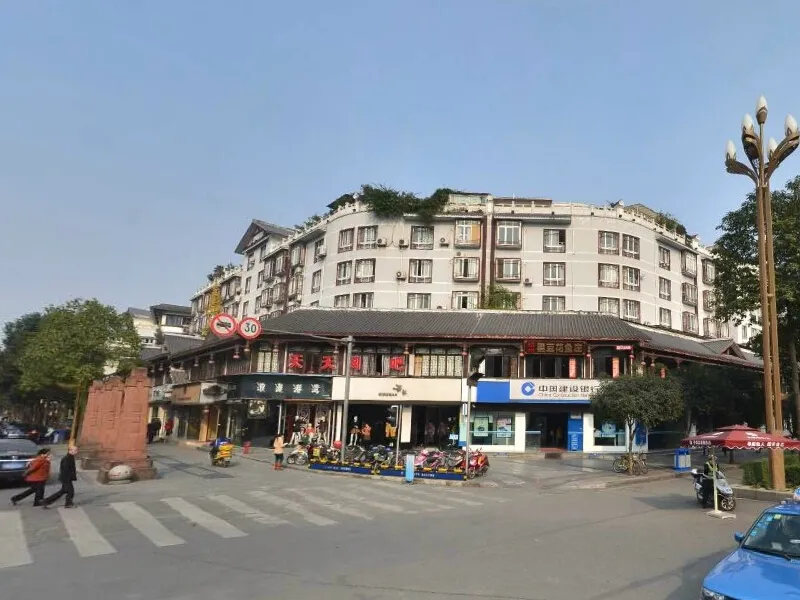 金博林居B区3室2厅1卫东南朝向1700.00元/月出租