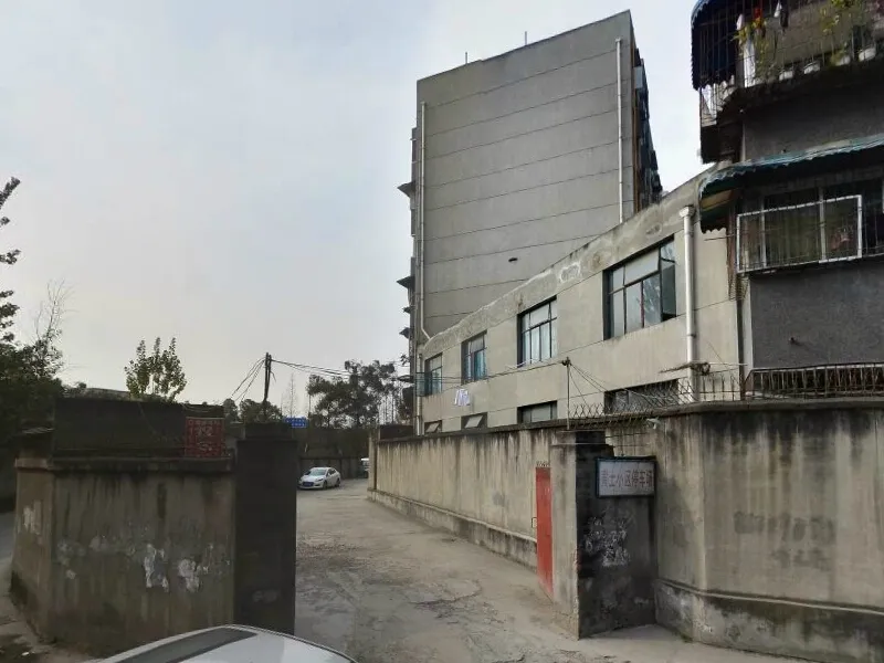 黄土小区3室1厅1卫东朝向1700.00元/月出租