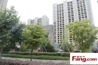 金色家园(富阳)3室2厅2卫南朝向3500.00元/月出租