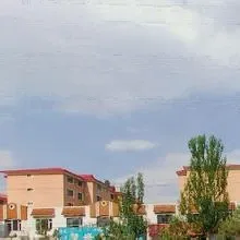 托电花园3室2厅2卫南北朝向1800.00元/月出租