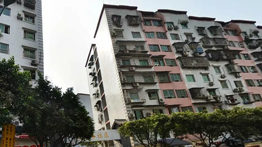 人和龙寿路小区3室2厅2卫东朝向1800.00元/月出租
