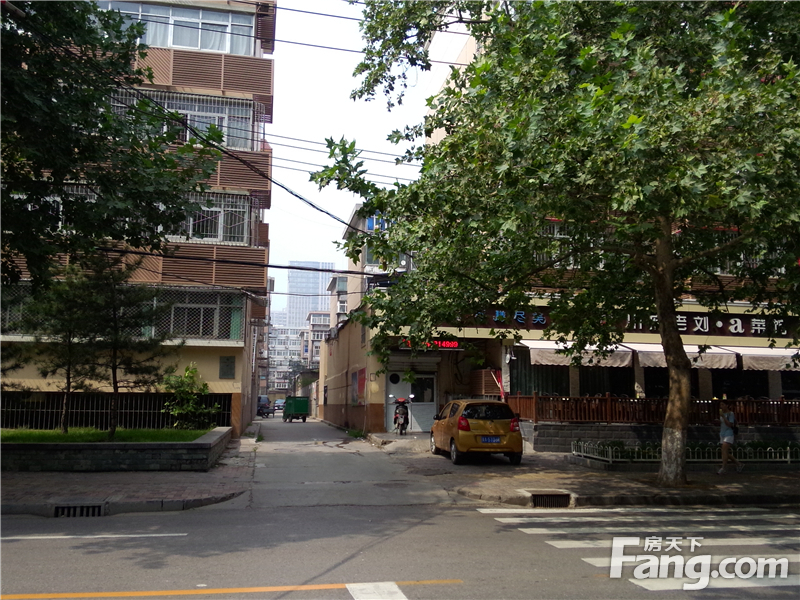 范西路市税务局宿舍小区租房,三室两厅,对面范