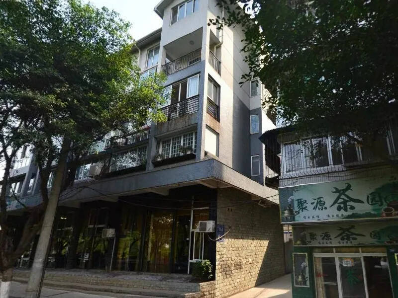 耀苑2室1厅1卫东南朝向1200.00元/月出租