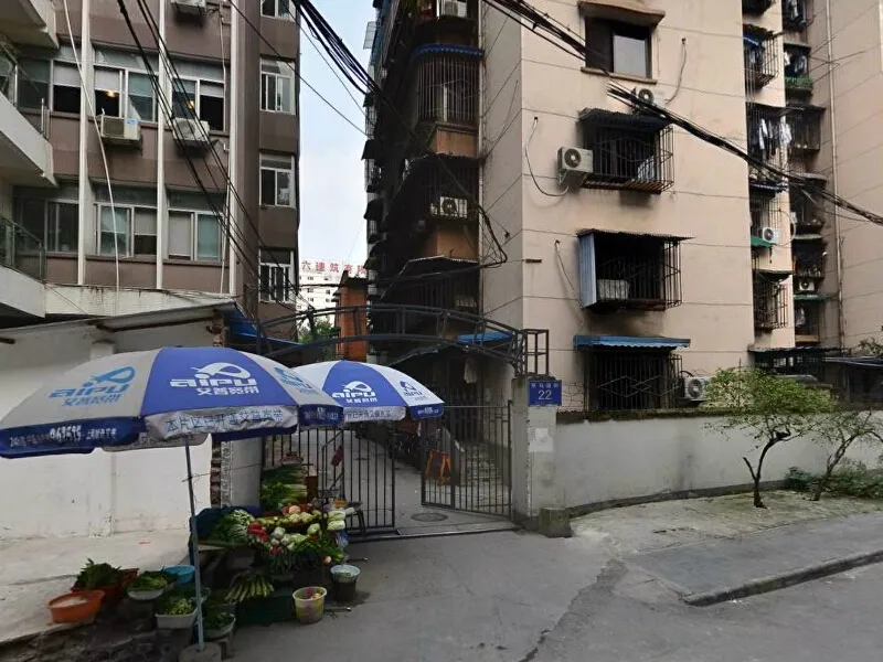东马道街22号院2室1厅1卫东北朝向1700.00元/月出租