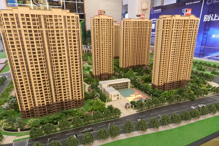 绿地新都会2室2厅1卫南朝向2000.00元/月出租