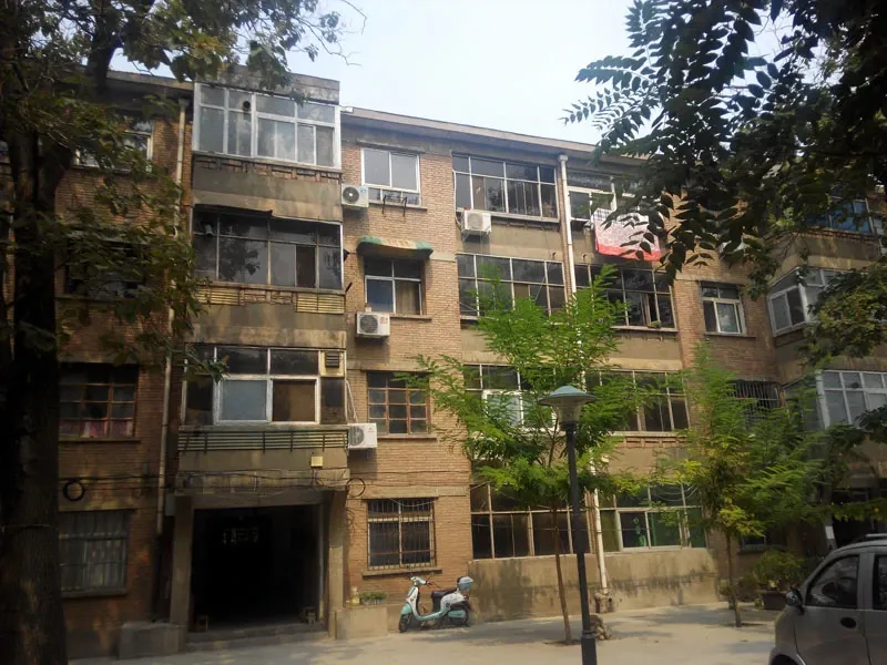 建华1区4室2厅1卫南北朝向1200.00元/月出租