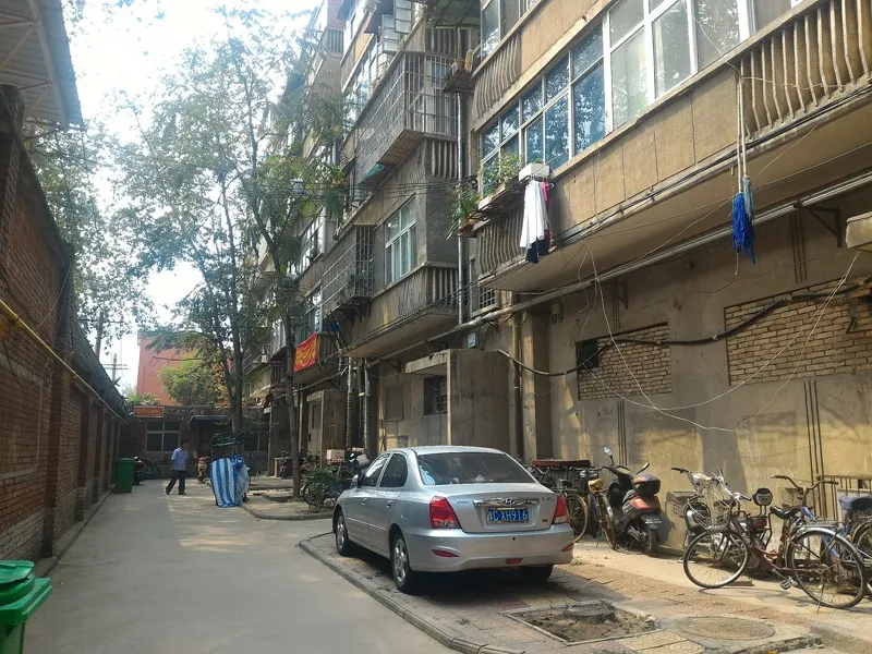 洛铜35号街坊2室1厅1卫东西朝向1100.00元/月出租
