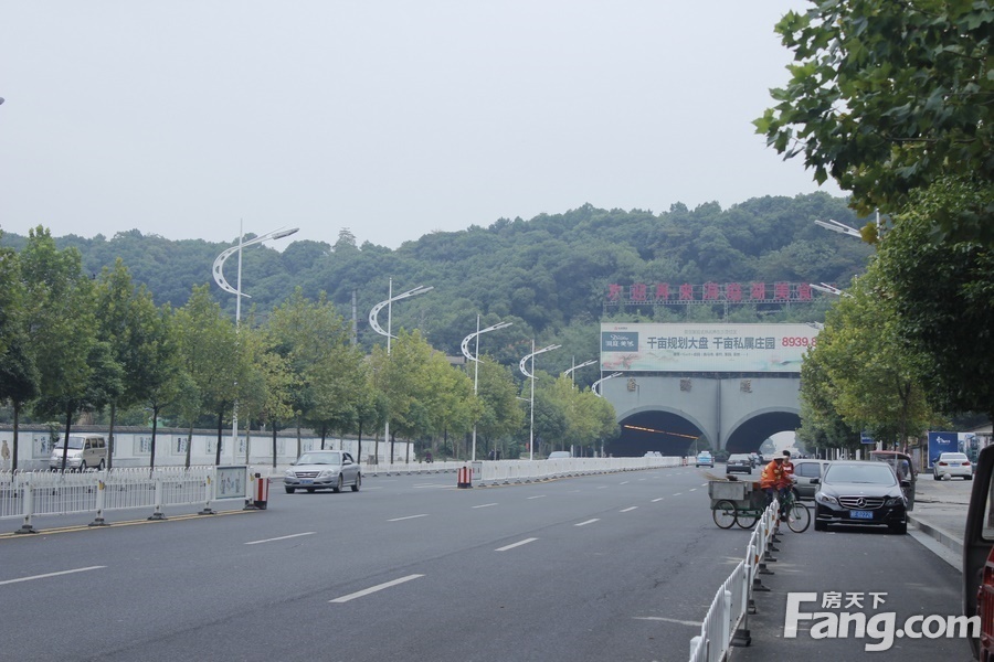 金鹗山隧道