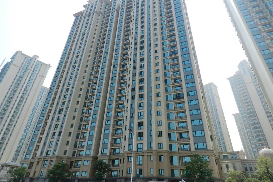 恒大御景湾1室1厅1卫南朝向2380.00元/月出租